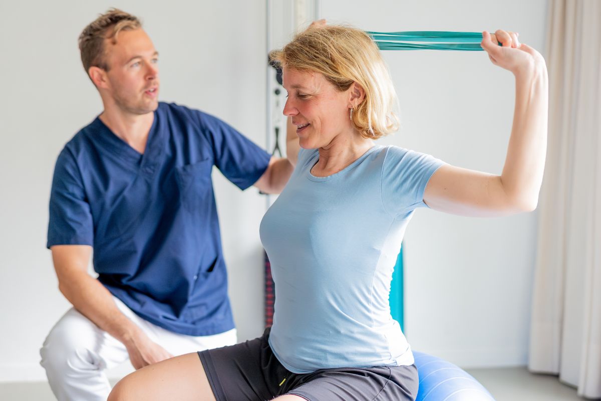Chiropractic Care and Home Exercises for Back & Neck Pain