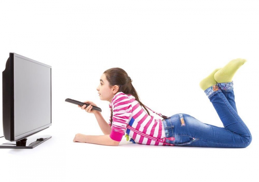 Tooclosetothetv.jpg
